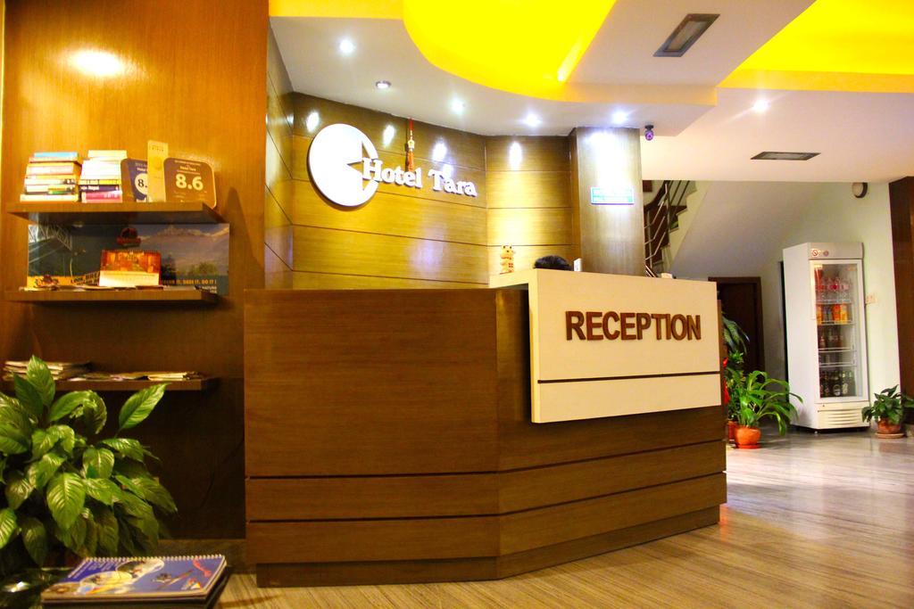 Hotel Tara Покхара Экстерьер фото